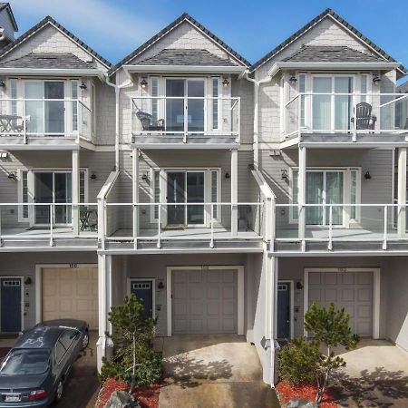 Rockaway Beach Vibes,Waterfront Oceanfront Rockaway Beach House Near Downtown,Wifi, Washer Dryer Екстериор снимка