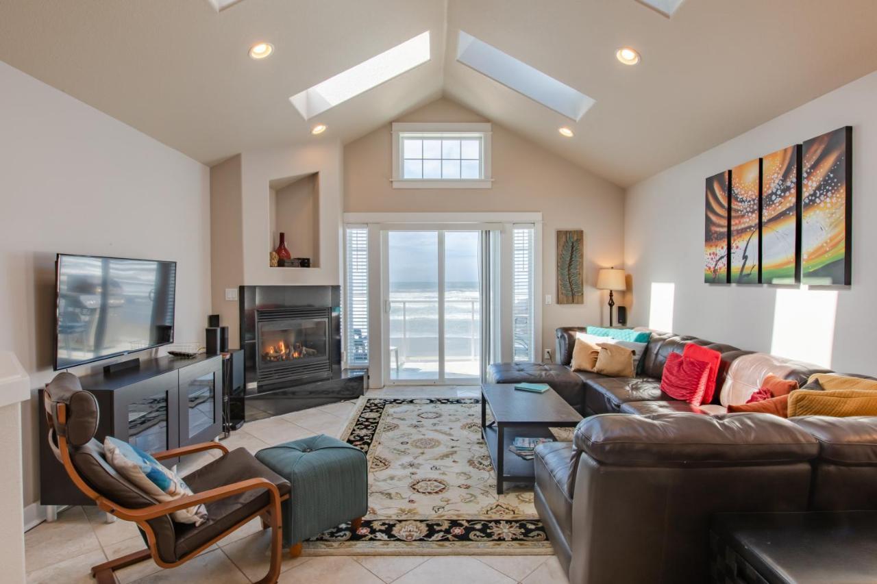 Rockaway Beach Vibes,Waterfront Oceanfront Rockaway Beach House Near Downtown,Wifi, Washer Dryer Екстериор снимка
