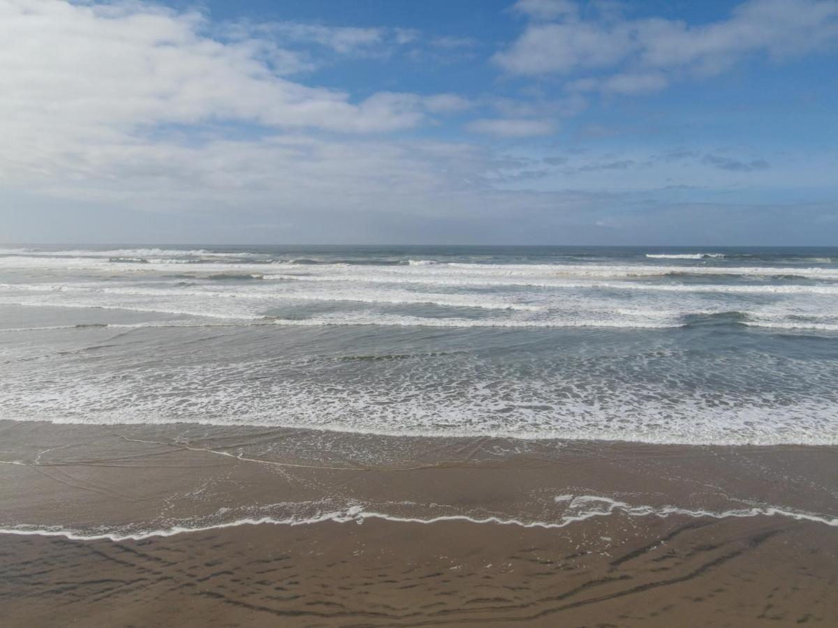 Rockaway Beach Vibes,Waterfront Oceanfront Rockaway Beach House Near Downtown,Wifi, Washer Dryer Екстериор снимка
