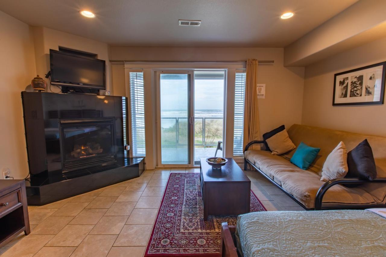 Rockaway Beach Vibes,Waterfront Oceanfront Rockaway Beach House Near Downtown,Wifi, Washer Dryer Екстериор снимка