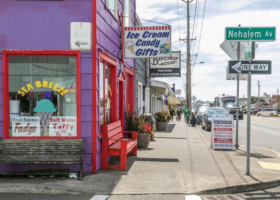 Rockaway Beach Vibes,Waterfront Oceanfront Rockaway Beach House Near Downtown,Wifi, Washer Dryer Екстериор снимка